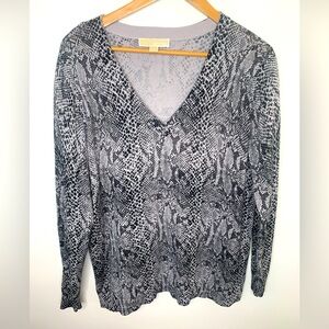 MICHAEL KORS SNAKE ANIMAL PRINT V NECK SWEATER LIGHT WEIGHT SZ LARGE BLACK GRAY